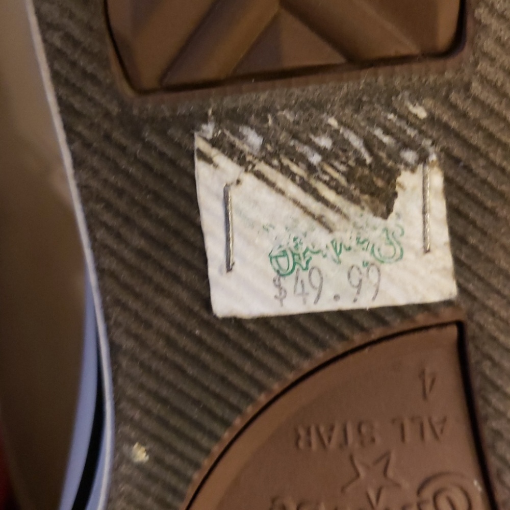 Converse - Picture 4 of 6